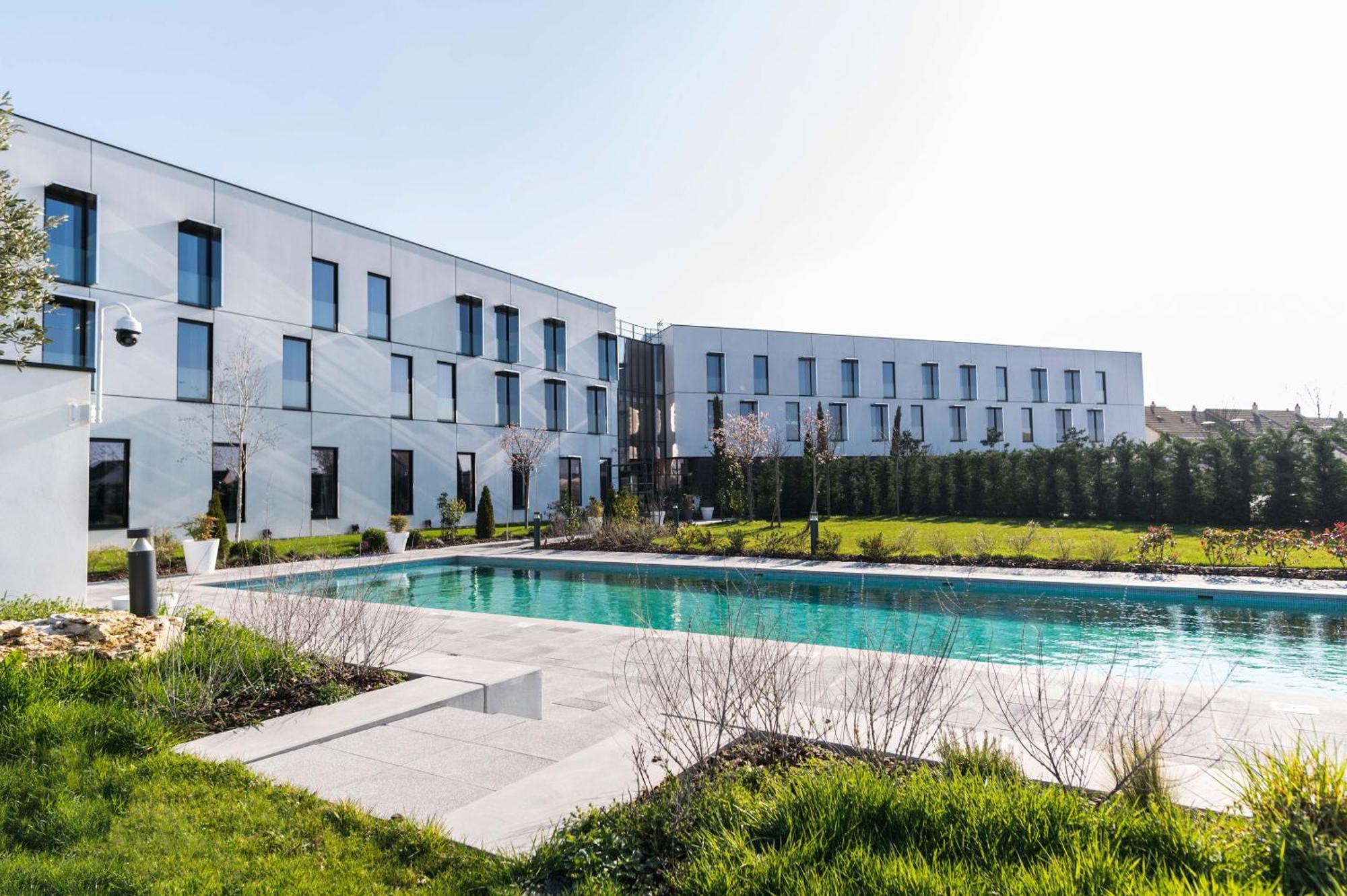 Hotel Dali Val D'Europe Chanteloup en Brie Bagian luar foto